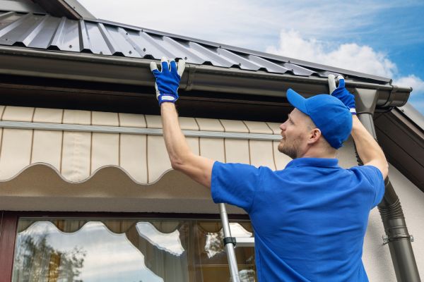 Rain Gutter Maintenance in Iowa City